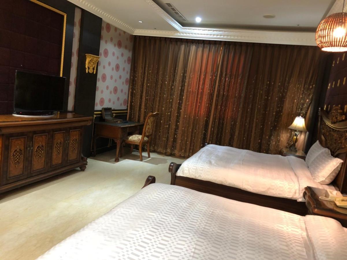 Royal Garden Motel - Chiayi Branch Ngoại thất bức ảnh