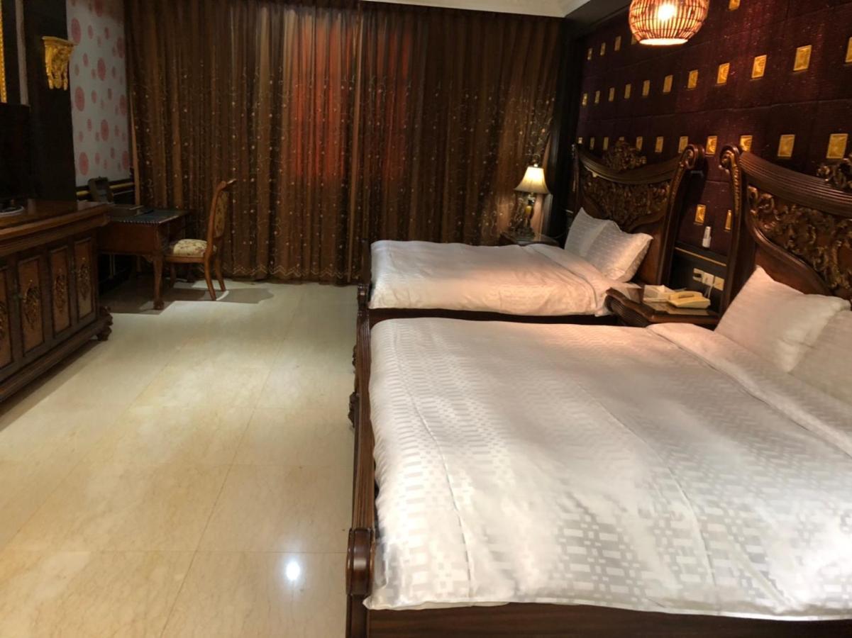 Royal Garden Motel - Chiayi Branch Ngoại thất bức ảnh