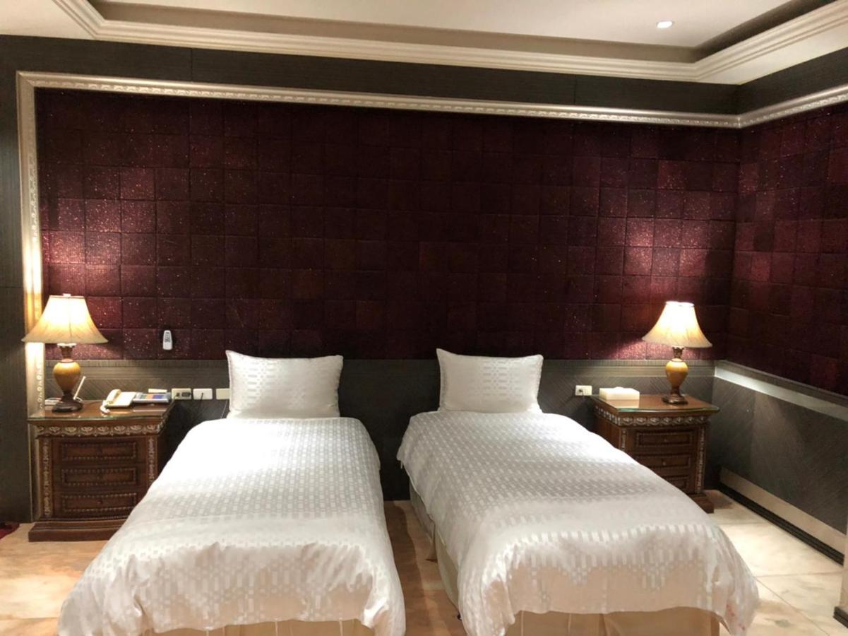 Royal Garden Motel - Chiayi Branch Ngoại thất bức ảnh